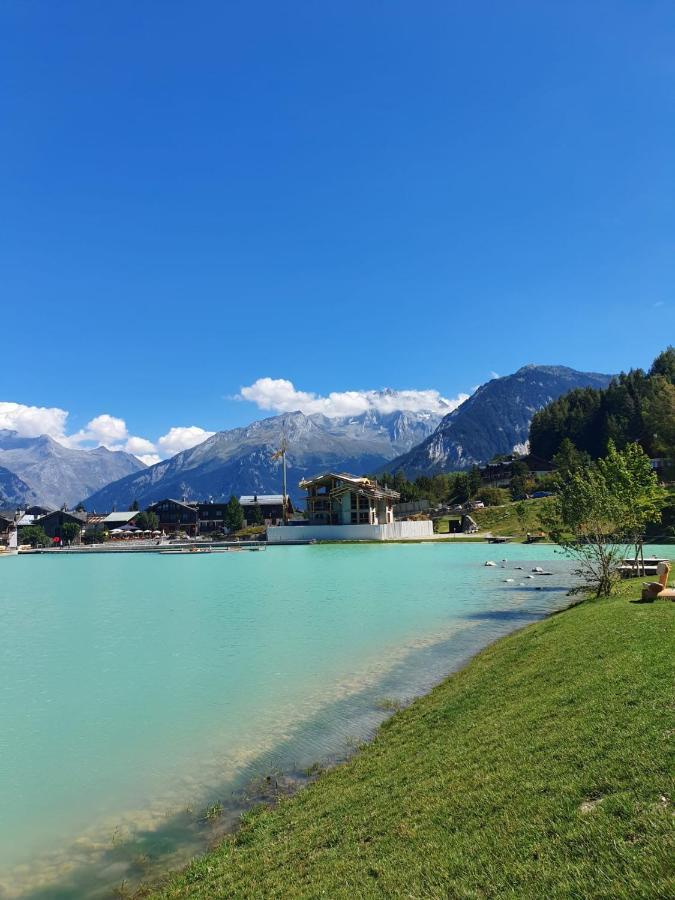 Hotel Les Merisiers 3*